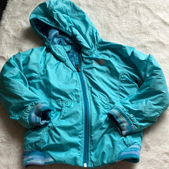 Toddler girls North Face zip up - Picture 1 of 3